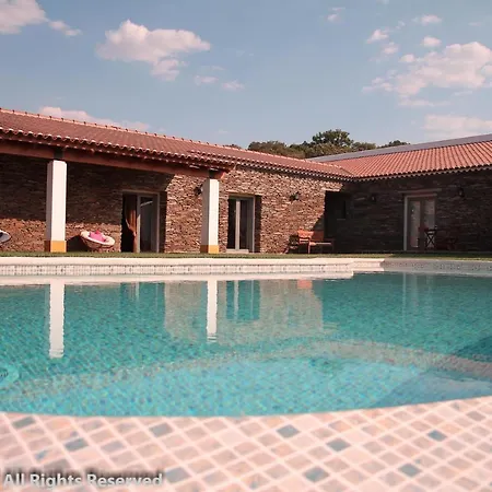 Agroturismo Monte Vale Mosteiro *