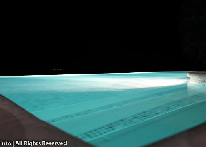 Monte Vale Mosteiro Alojamento de Turismo Rural *