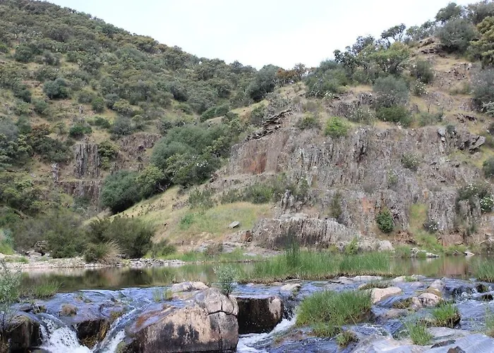 Alojamento de Turismo Rural Monte Vale Mosteiro