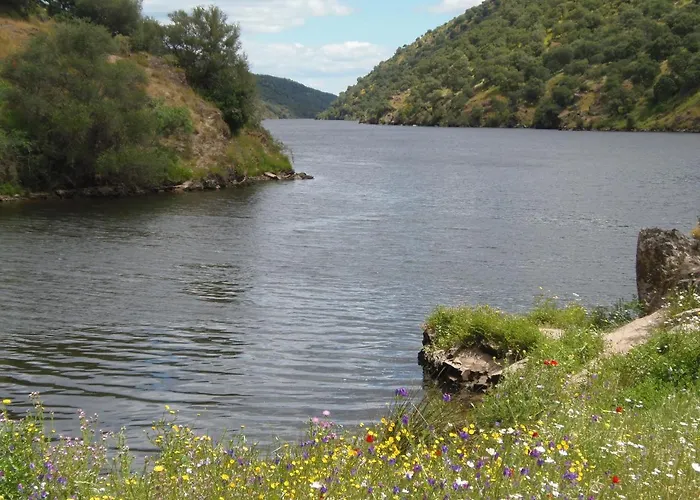 Monte Vale Mosteiro Alojamento de Turismo Rural