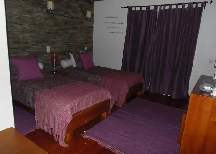 Monte Vale Mosteiro Alojamento de Turismo Rural Rosmaninhal (Santarem)