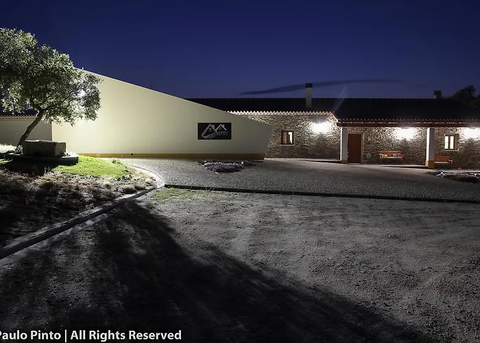 Alojamento de Turismo Rural Monte Vale Mosteiro