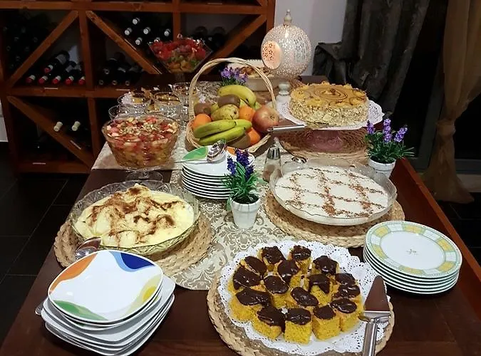 Alojamento de Turismo Rural Monte Vale Mosteiro *